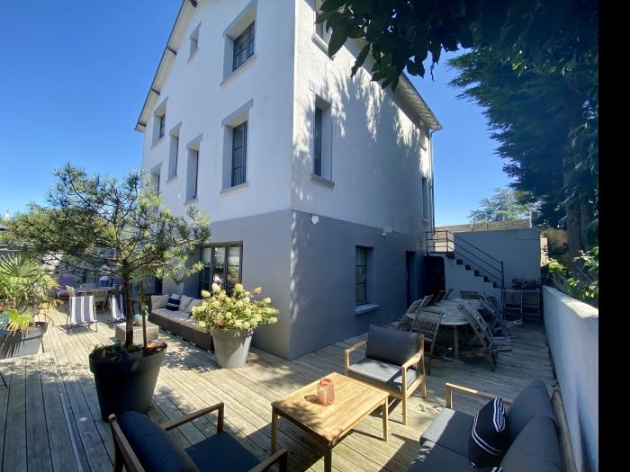 Donvillaise 15 pers : jacuzzi, 8 min walk to the beach