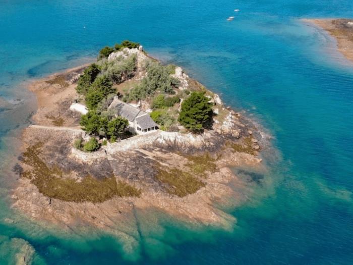 Île Koeur 10 pers : île privée, bâteau, canoë